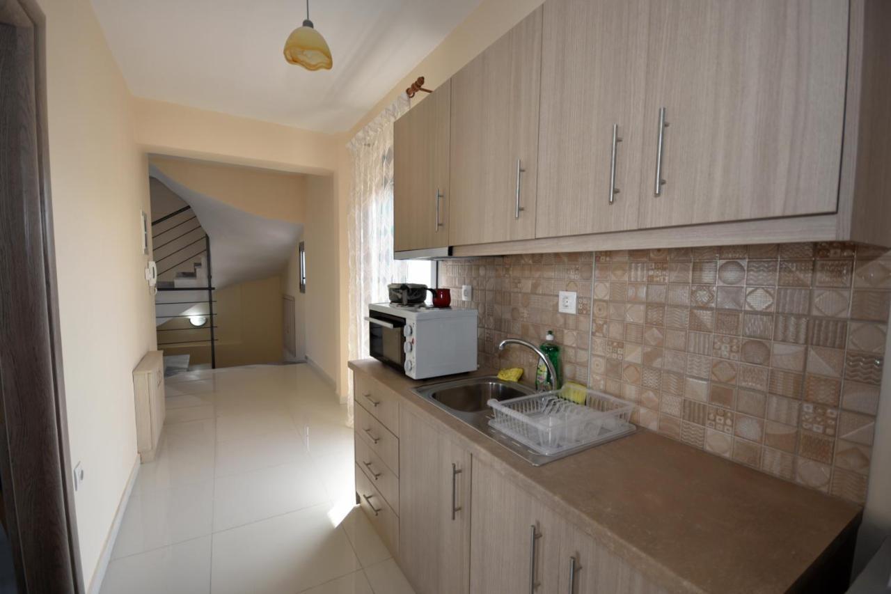 Apostolias Apartments Volos Exterior photo